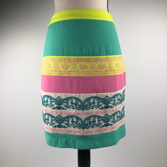 Champagne and strawberry medium skirt NWT - Picture 2 of 7